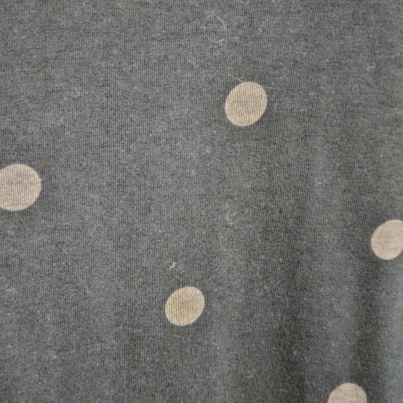 LuLaRoe Lynnae Long Sleeve Tee - Picture 4 of 5